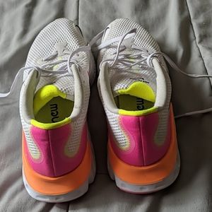 nike renew white pink orange